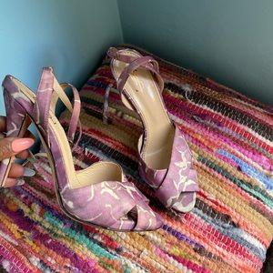 Authentic Yves Saint Laurent heels 7.5